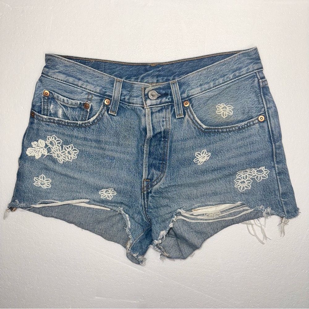 Levi's 501 Jean Shorts Denim Flower Floral Embroidered Cut Offs Ripped 26 US 2